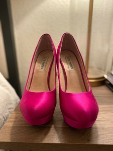 wide adjustable sandals