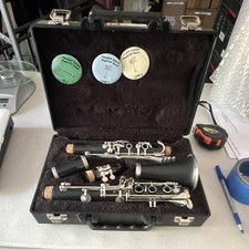 Bb Soprano Clarinet Black Plastic Body, Silver Plated Closed-Hole Keys, Case