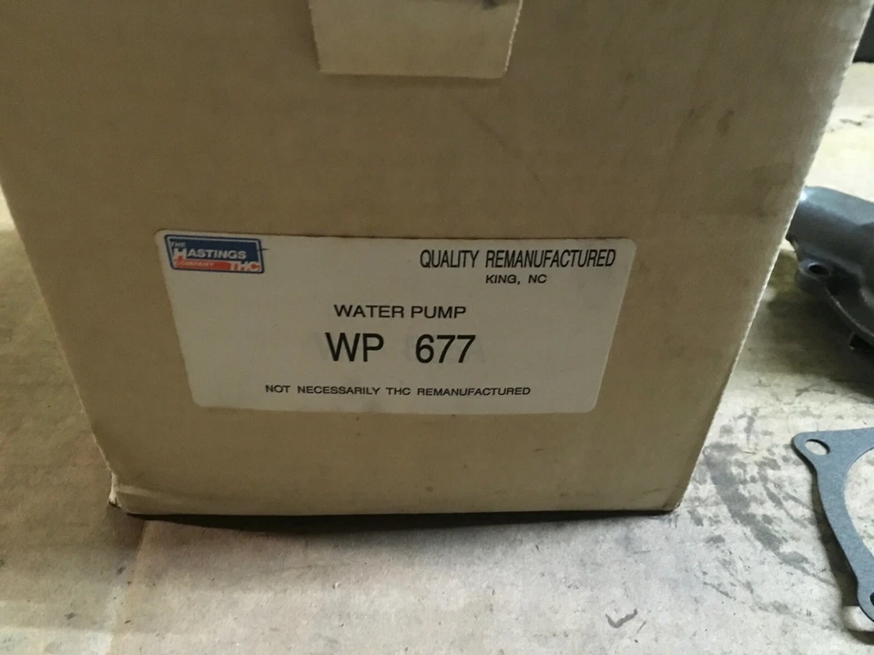 Bomba de agua remanufacturada The Hastings Company WP677 Foto 2 de 4