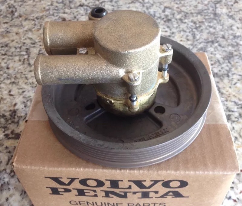 ホウオウ Volvo Penta Raw Water Sea Pump NEW 21212798, 3812522 OEM