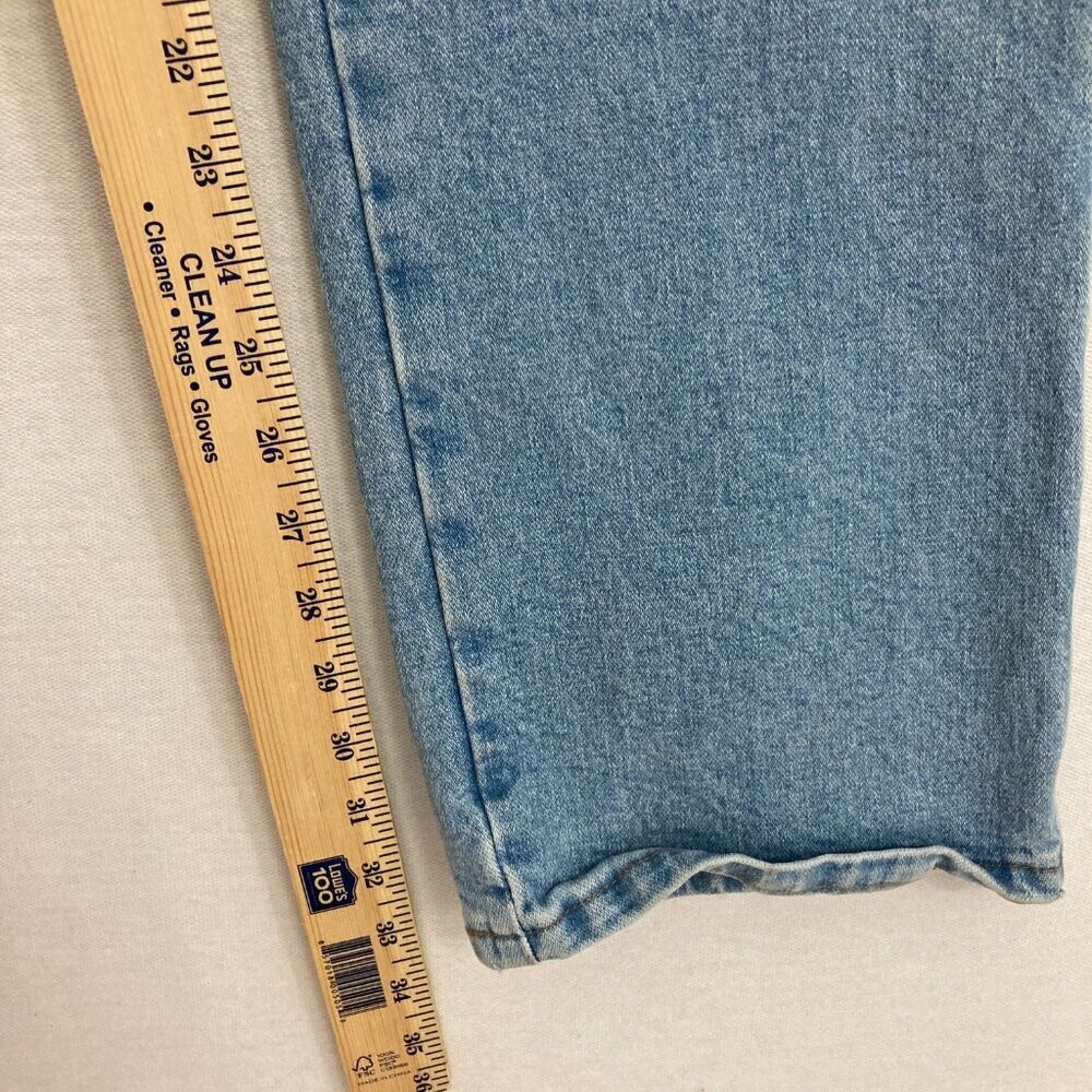 New Wrangler Women's The Original Cowboy Cut Tapered Leg Slim Fit Jeans size 34 thumbnail 6