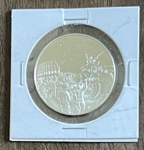 Franklin Mint History of World War II .925 Silver Medal Allied Troops Enter Rome - Picture 2 of 5