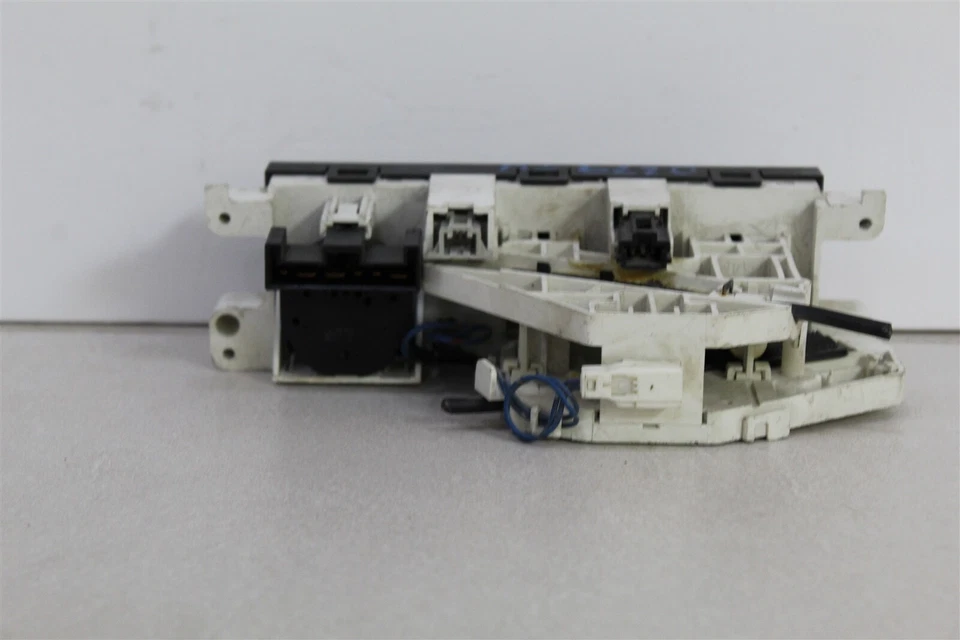 Interruptor de control climático temperatura calor Nissan 200SX 1995-1997 OEM 132 11F3-B1 Foto 3 de 4