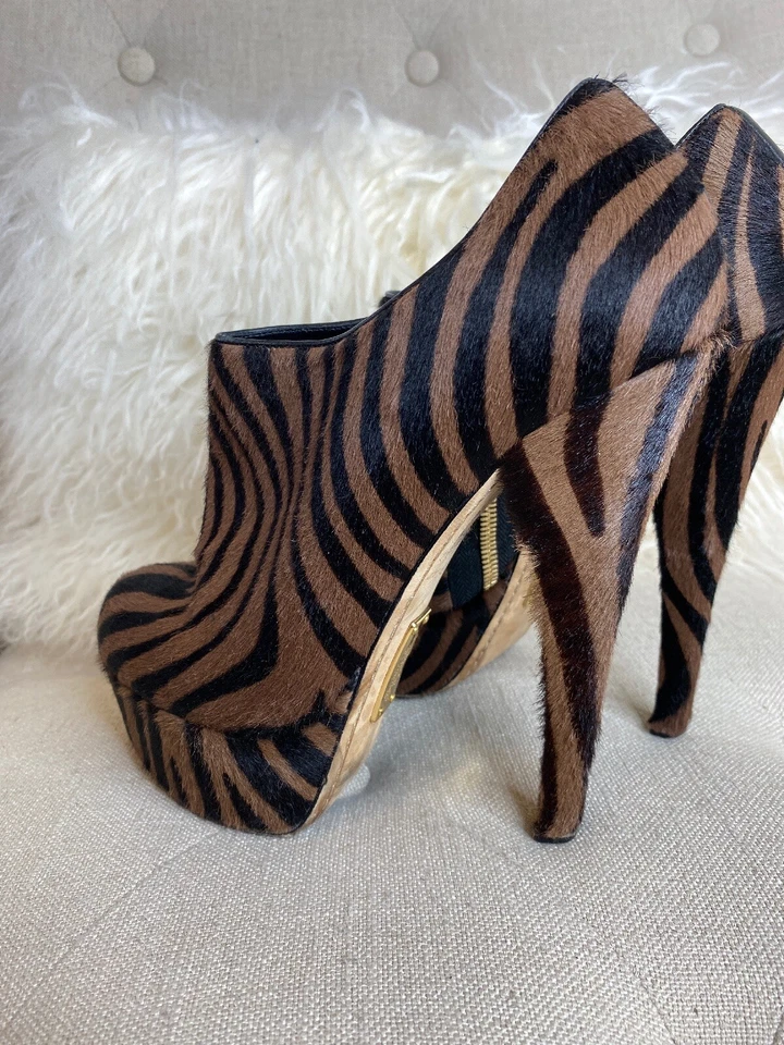 Botín Alejandro Ingelmo Plataforma Cebra Estampado Animal Pelo de Pelo de Poni Talla 38 Foto 3 de 4