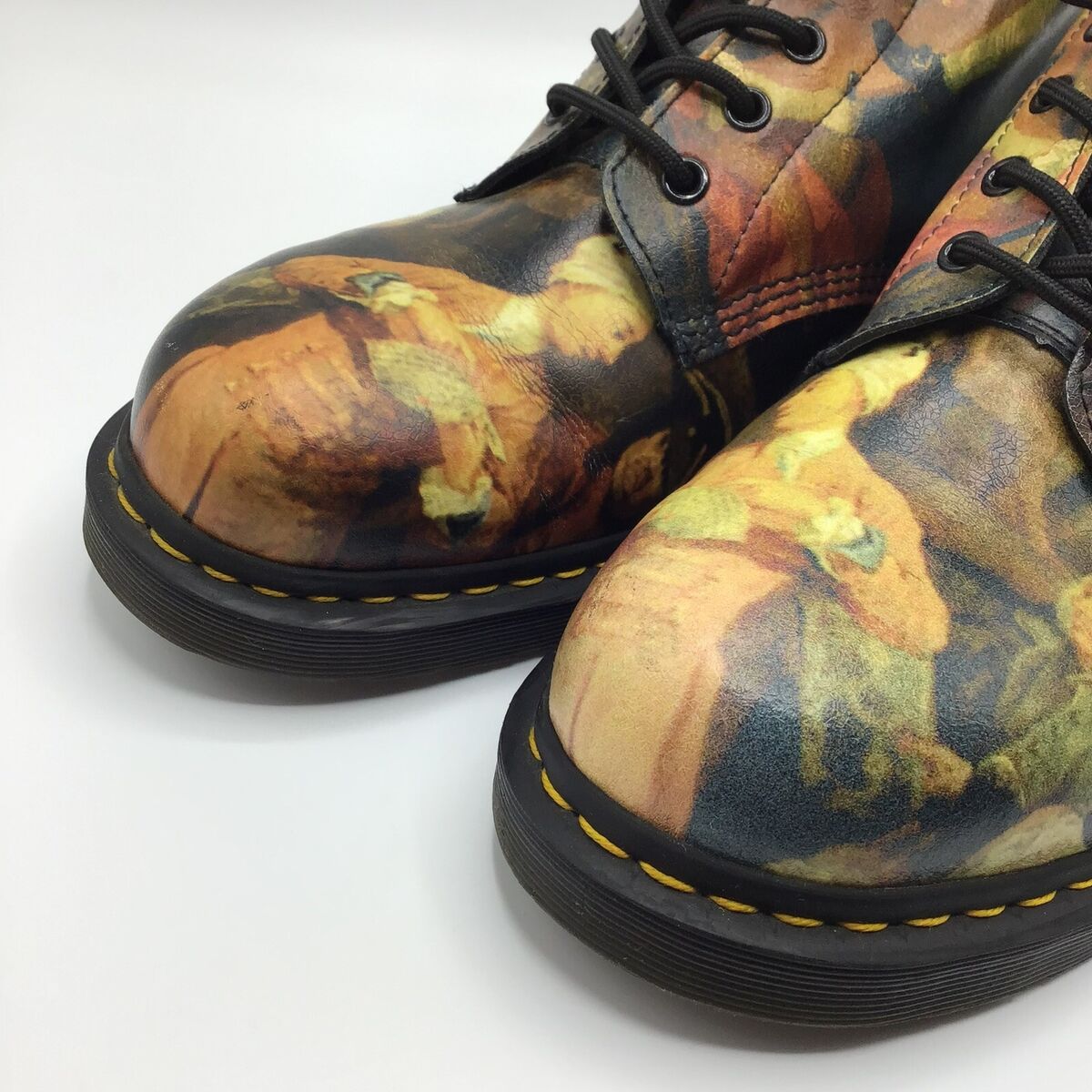 Dr. Martens museum collection Hogarth 1460 pascal Dr. Martens museum collection Hogarth 1460 pascal