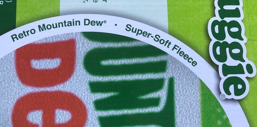 Snuggie Super-Soft Fleece Blanket w Sleeve MOUNTAIN DEW DO THE DEW 71 in x 54 in - Picture 11 of 13