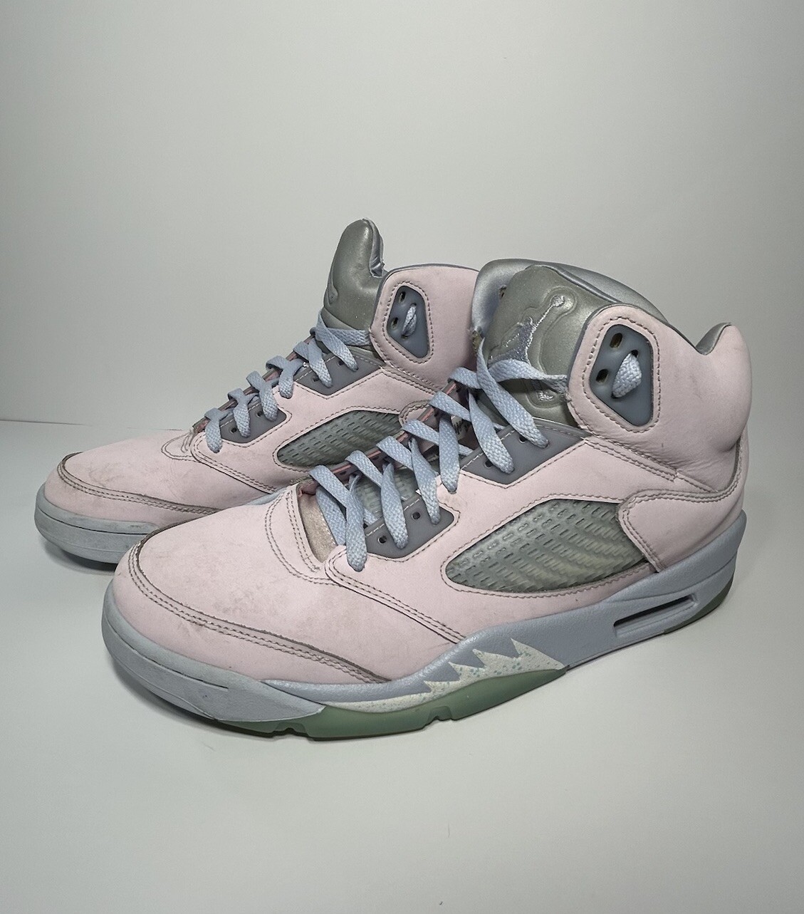 SAOLA Jordan 5 Easter taglia 11 senza scatola buone condizioni