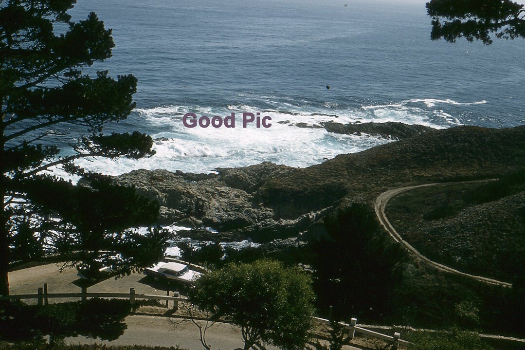 XX7- z Vintage 35mm Slide Photo- Ocean in Carmel- Red Kodachrome