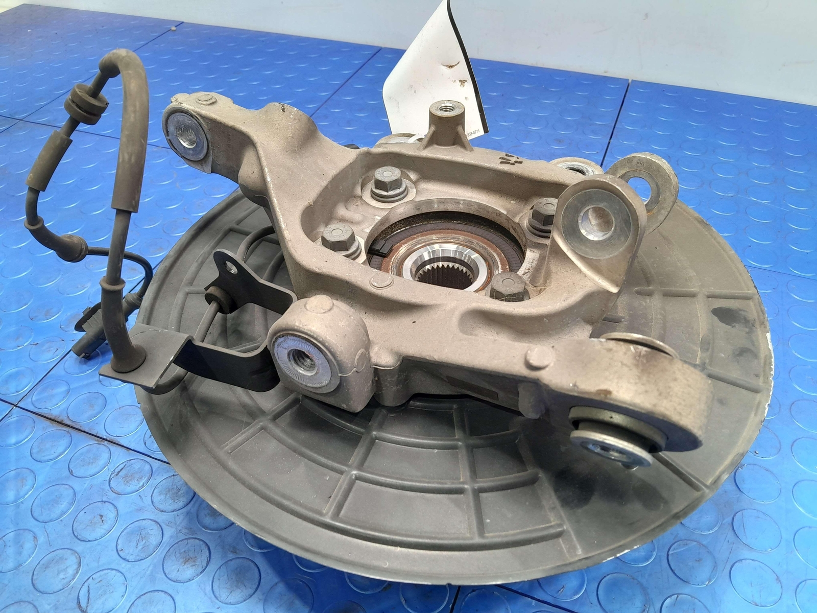 17-24 Maserati Ghibli RWD Rear Spindle Knuckle Right Passenger Side OEM