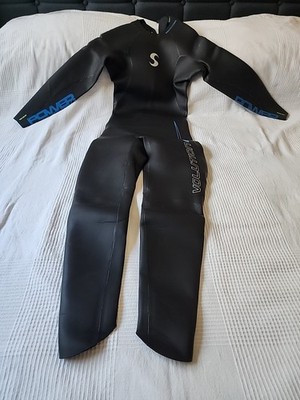 New w/tags Synergy Men's Volution Fullsleeve Triathlon Wetsuit S2 