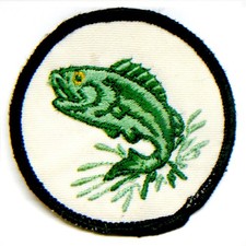 UN-USED VINTAGE LARGE MOUTH BASS EMBROIDERED SEW ON FISHING FISH PATCH