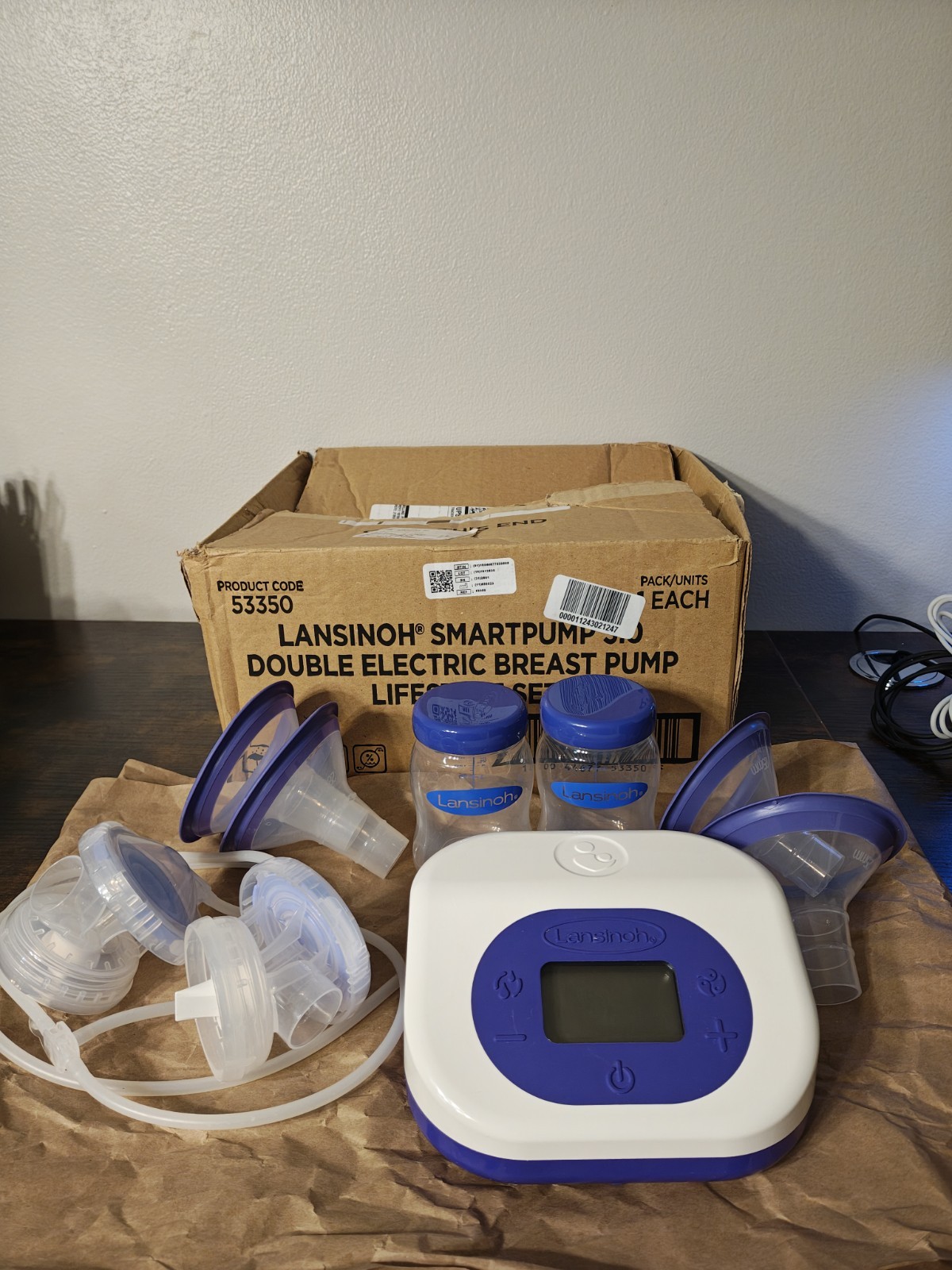 *LIGHTLY WORN* Lansinoh Smartpump 3.0 Double Electric Breast Pump Lifestyle
