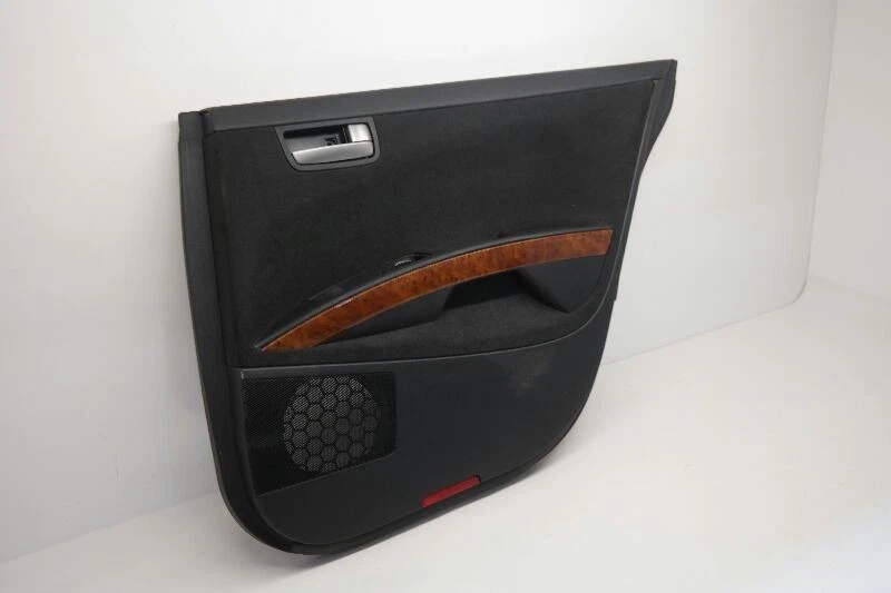 2004-2005 NISSAN MAXIMA PASSENGER REAR RIGHT DOOR PANEL Foto 2 de 4