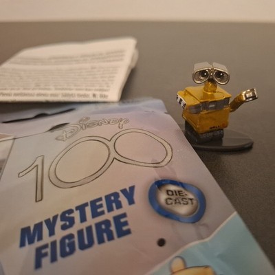 Disney Series 1 Jada NANO Metalfigs  Diecast Mystery Figure Wall-E