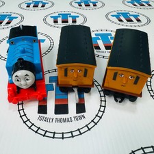 Thomas &amp; Friends Thomas with Annie and Clarabel Good Condition Used - Trackmaste