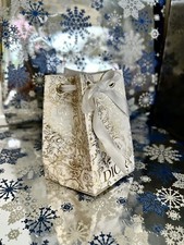Dior Hexagon Ivory And Gold Holiday Small Gift Box