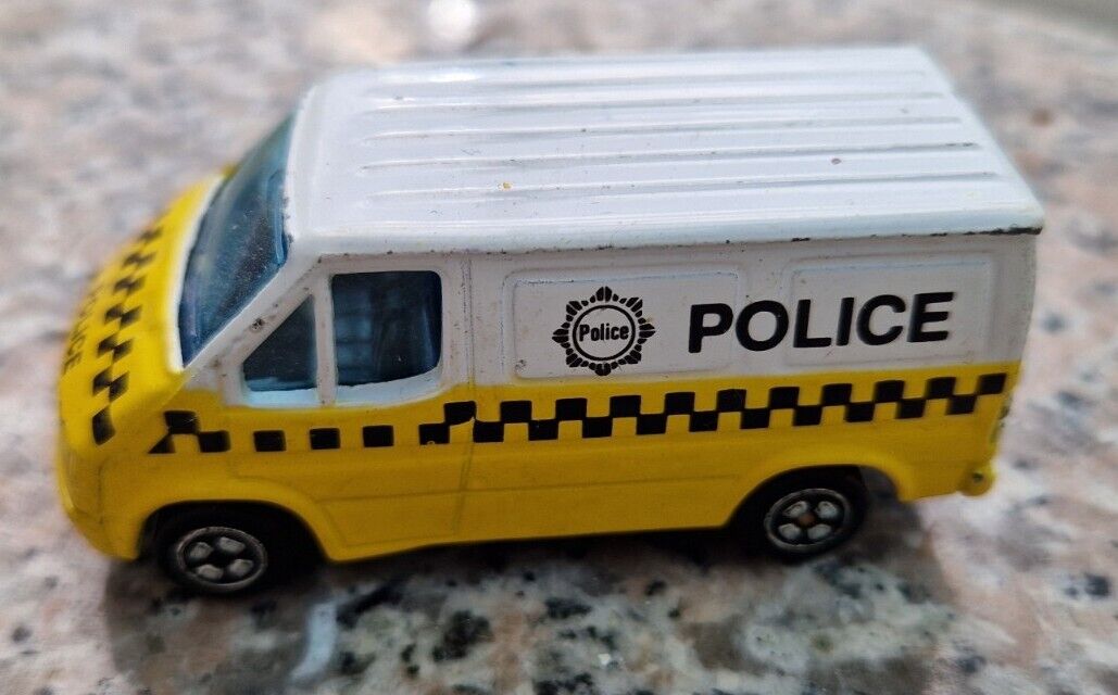 Picture 5 of 6