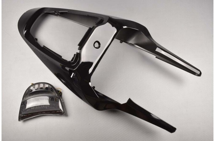 Carénage arrière pour Honda CBR 954RR en ABS injecté noir avec son feu fumé