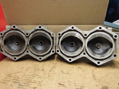 Johnson Outboard 1972 85 85ESL72R Cylinder Heads