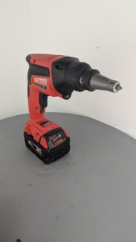 (Pa2) Pistola de tornillo Milwaukee / 2866-20 / 18V / 5.0AH - Imagen 5 de 6