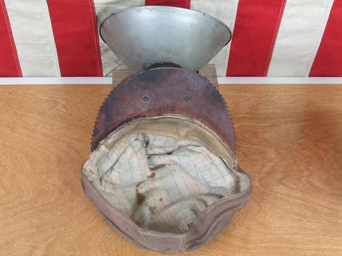 帽子 vintage leather damage hunting cup  used 帽子 vintage leather damage hunting cup used Vintage 60s 70s