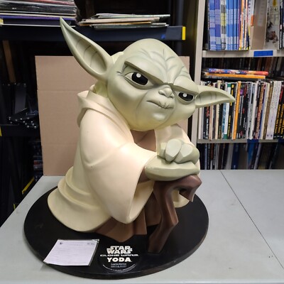 GENTLE GIANT STAR WARS Life Size Yoda Clone Wars Monument Statue