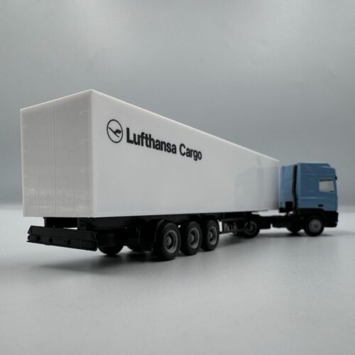 DAF 95 with semitrailer Lufthansa Cargo scale 1/87 (HO) - Picture 3 of 8