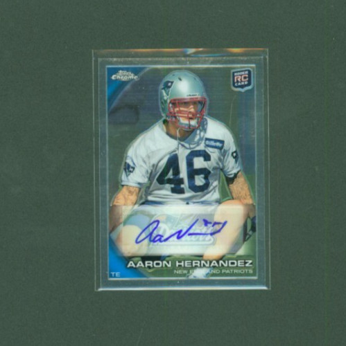 2010 Topps Chrome Aaron Hernandez Auto RC #C87 New England Patriots Autograph