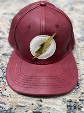 DC Comics The Flash Faux Leather Snapback Hat Metal Logo BioworldMerch RN#115665