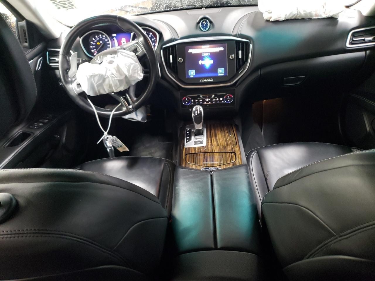 Maserati Ghibli 2015 Glove box