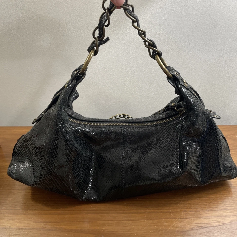 Bolso de Hombro Steve Madden Cuero Estampado de Pitón Cartera Cadenas Negras Grunge Rock Foto 2 de 4