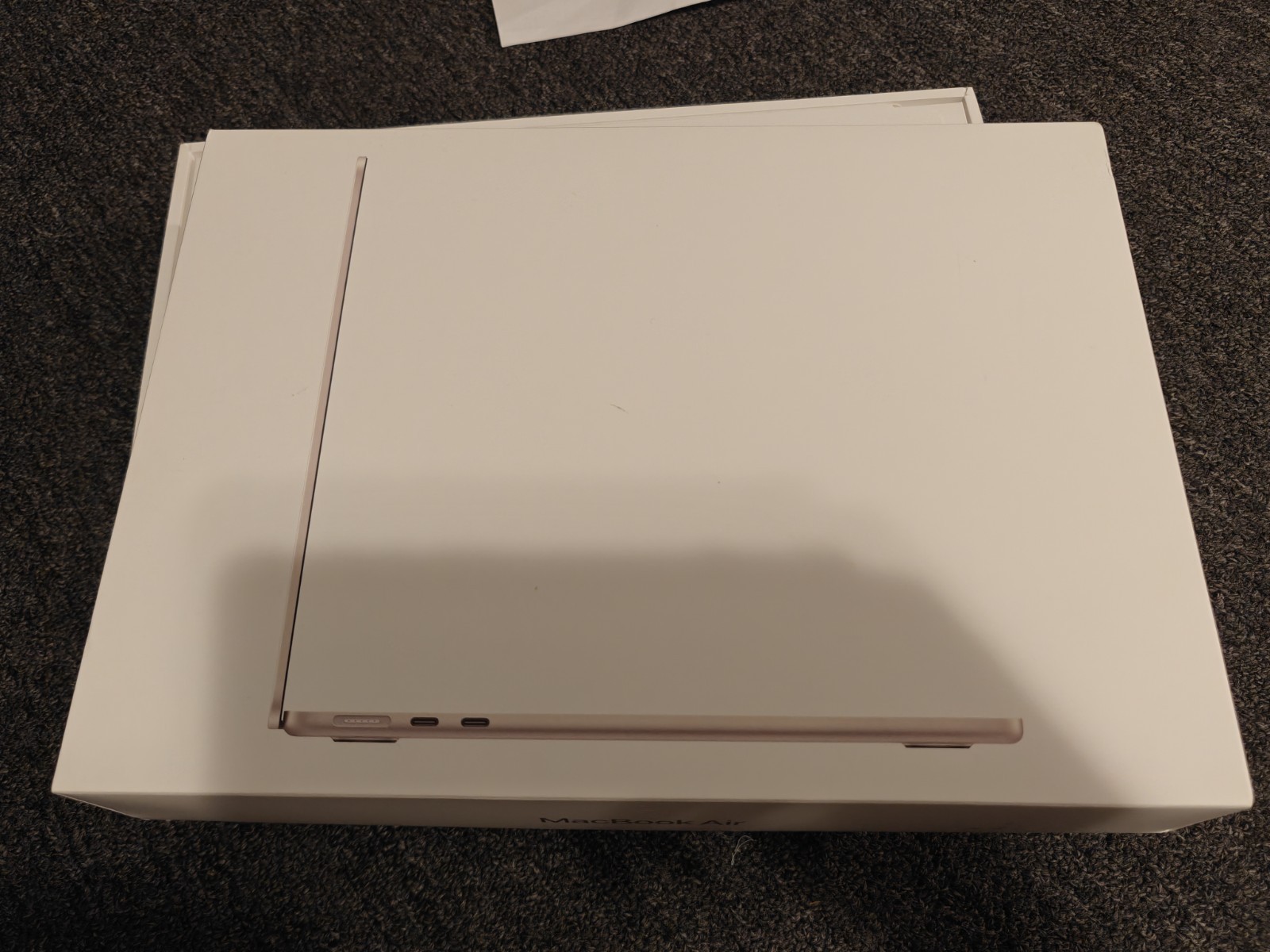 MacBook Air M5 13in Starlight 16G 512GB Brand New Ship FAST!! Free Gifts