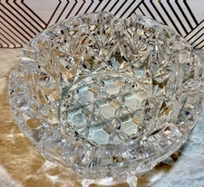 Lead Crystal Cut Clear Glass Cigar Cigarette Ashtray 5” Wide