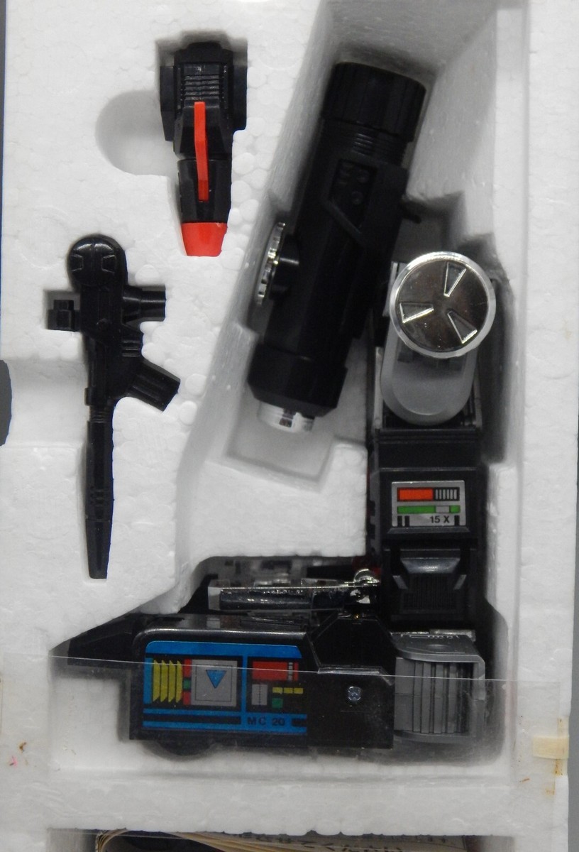 Vintage 1984 Japanese Takara MC 20 Micro Change PERCEPTOR