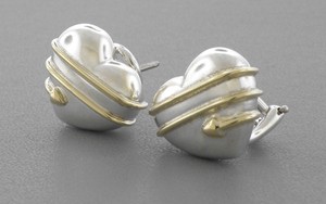 TIFFANY & Co. 18K YELLOW GOLD STERLING SILVER ARROW HEART ...