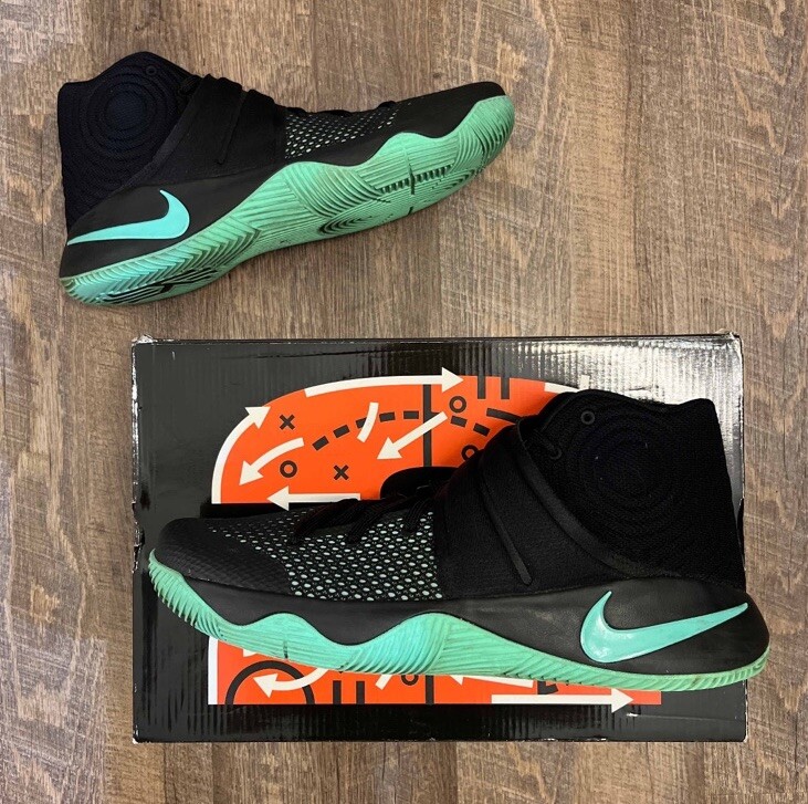 Nike Kyrie 2 Green Glow Black Irving Size 12.5 Sneakers Shoes w