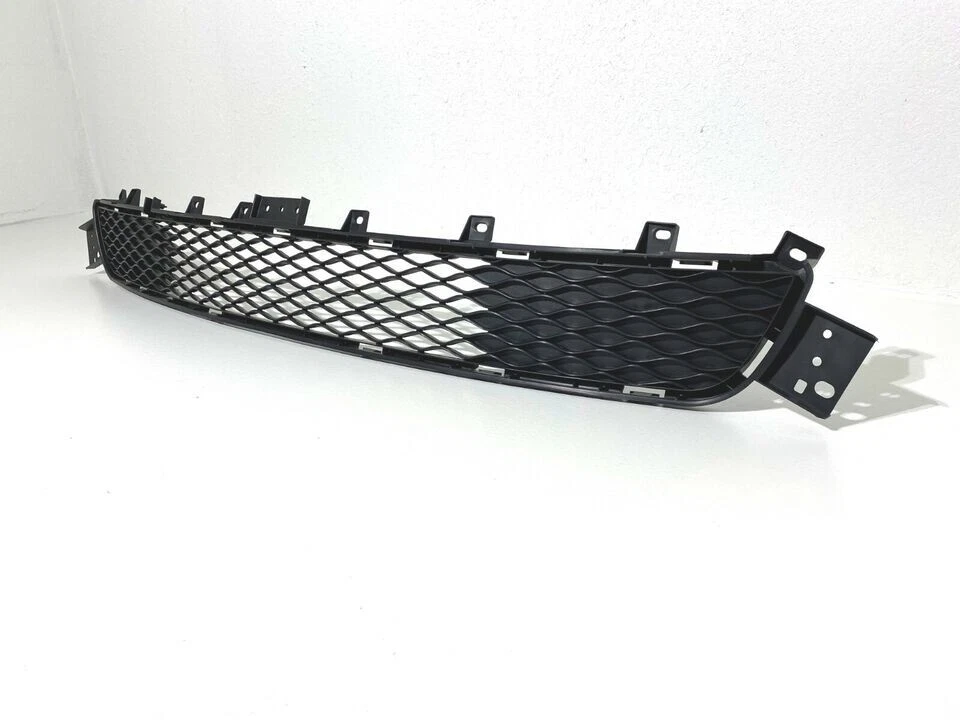 New Front Bumper Lower Grille Black Plastic Fits 2018 Infiniti Q50 IN1036112 - Imagem 3 de 4
