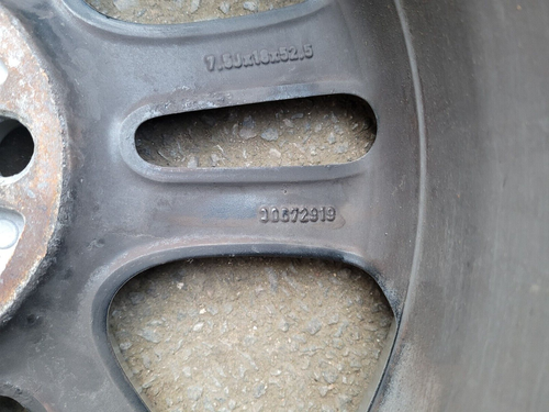 Volvo 18" Atreus Alloy Wheel And Tyre 30672919 - Picture 4 of 5