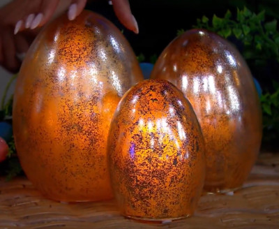 Willow Manor S/3 Illuminated Glass Eggs with Foiled Finish - Champagne - New