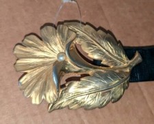 VTG Doreen Ryan Flower Belt Buckle Gold Tone Silver Tone Signed