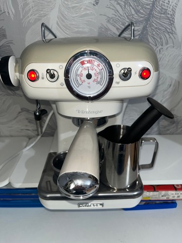 ARIETE Vintage Espresso 1389A Coffee Machine - Beige