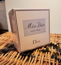 Miss Dior Eau de Parfum Spray 100ml  RRP £124.95 New, Boxed, Cellophane intact