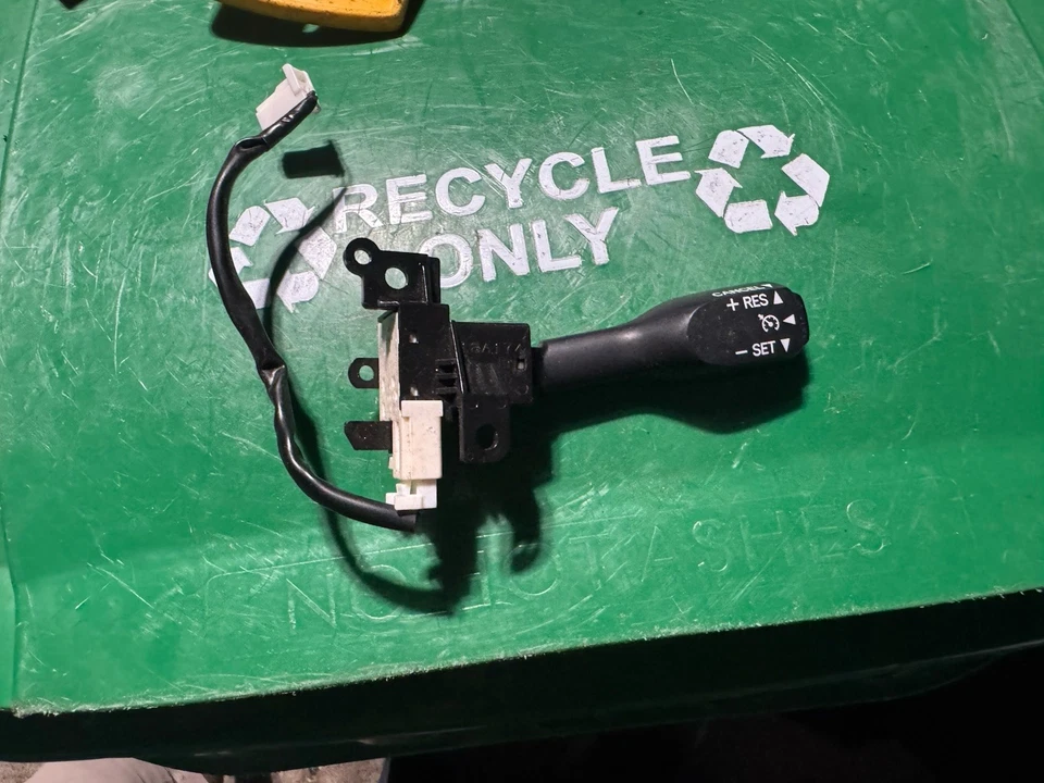 Interruptor de control de crucero Lexus IS250 IS350 2006 2007 2008 probado por fabricante original 🔥👌 Foto 2 de 4