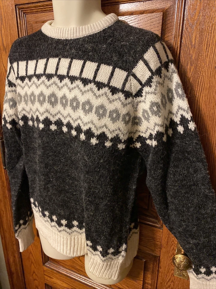 Vintage 1980s BRIAN MACNEIL MacNeil Mens Charcoal Gray Fair Isle SWEATER, Sz XL - Image 2 of 4