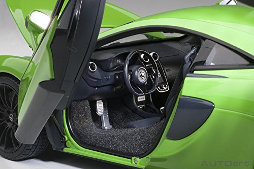 1/18 マクラーレン570 AUTOart McLaren 570s Mantis Green With Black 1:18 76042