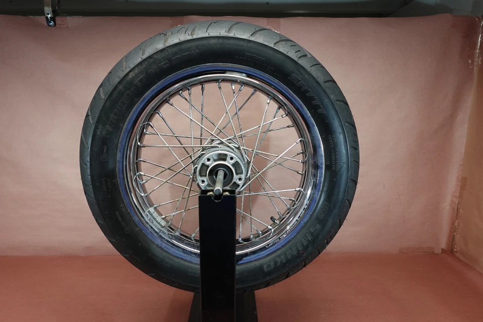 Harley-Davidson Electra Glide Ultra 2007-2012 llanta delantera Shinko Foto 2 de 4