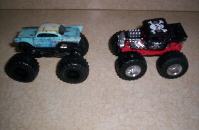 Avenger Monster Jam '57 Chevy SPIDER&BATMAN 4x4 Car Truck Hot