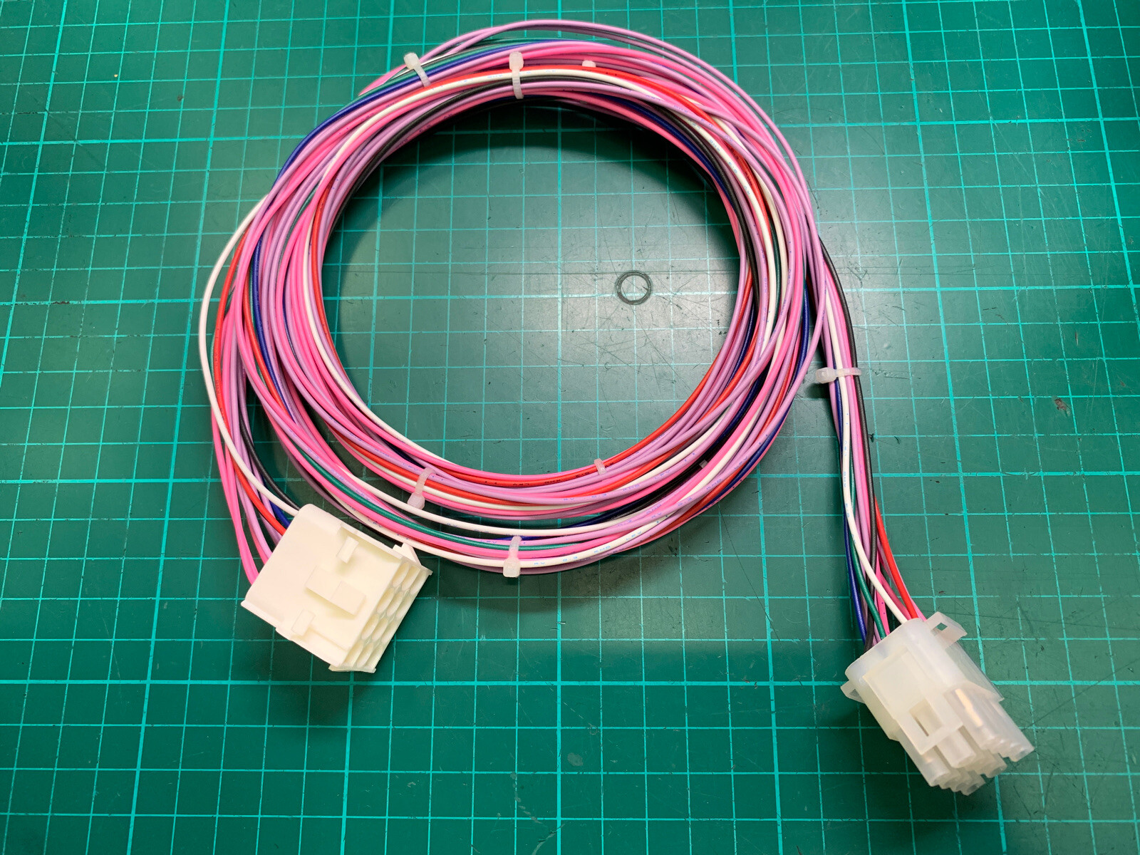 Rallonge Écran Borne Arcade pour Déporter le Moniteur Nanao 200 cm avec Faisceau RGB AC