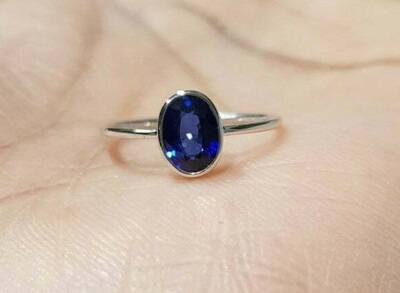 Natural Blue Sapphire Ring With 14K Solid White Gold Elegant Ring For Wedding 