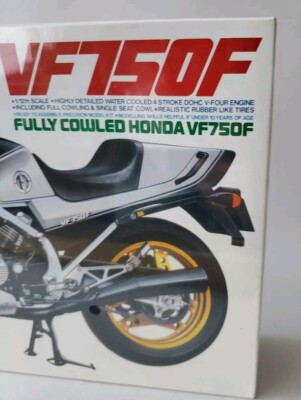 タミヤ (小鹿)プラモデル1/12ホンダVF750F(当時物) No,21 タミヤ (小鹿)プラモデル1/12ホンダVF750F(当時物) no21 - メルカリ